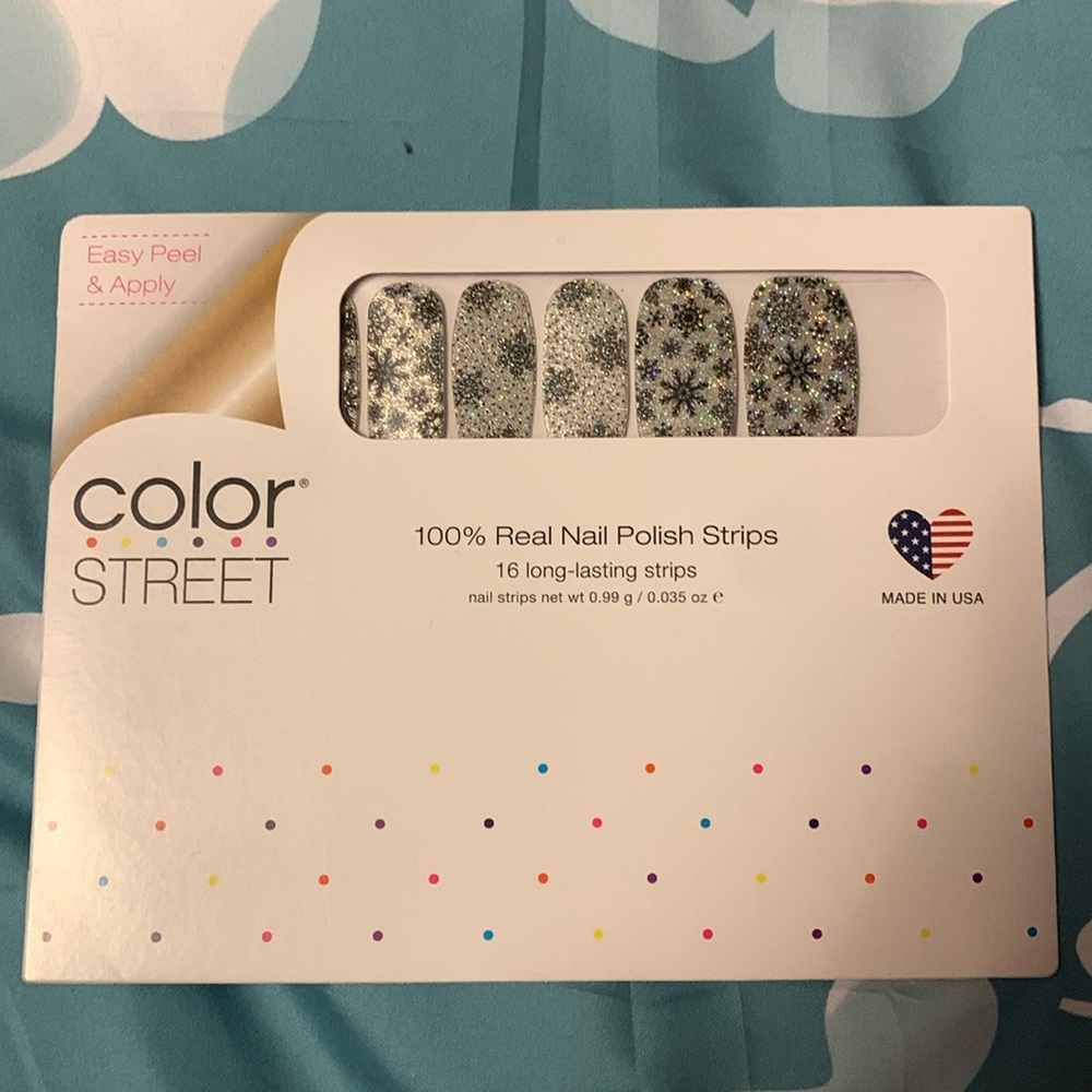 Color street nail strips